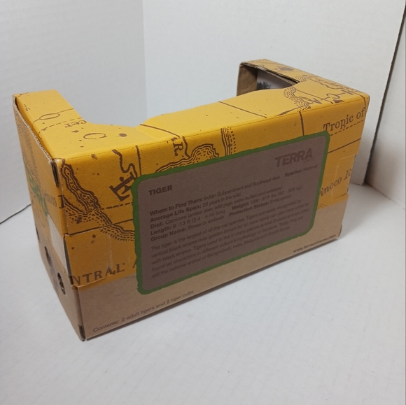 Terra by Battat Tiger Family Toy Tiger Safari Animals Miniature - Picture 4 of 6